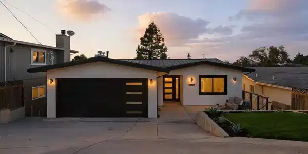 3806 Naughton