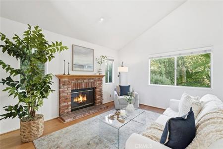 2113 Marshallfield Lane