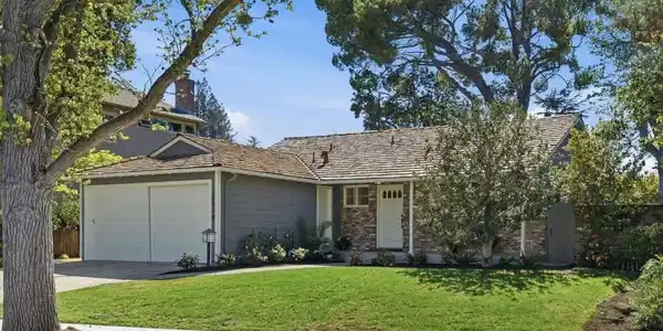2518 South Court