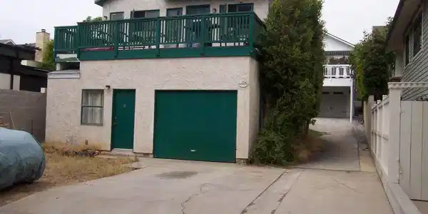 516 Adella Ln.