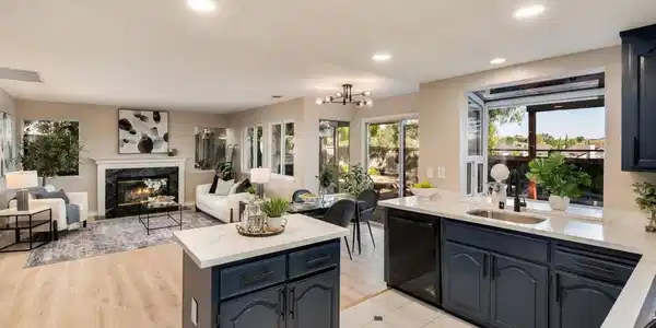 2708 Carmen Ct