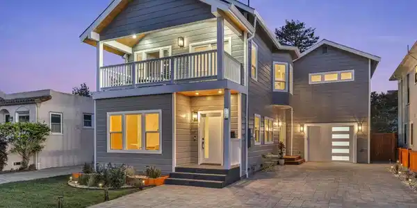 2516 Calhoun St