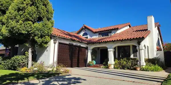 28 Westport