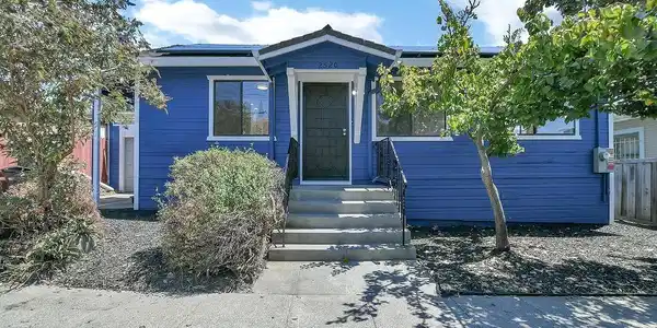2520 Harrington Ave