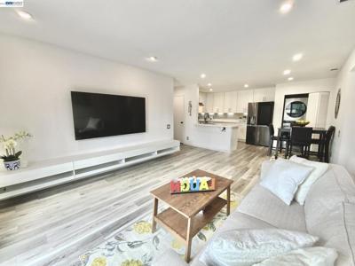 277 Hackamore Cmn