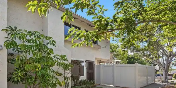 2005 Countrywood Court