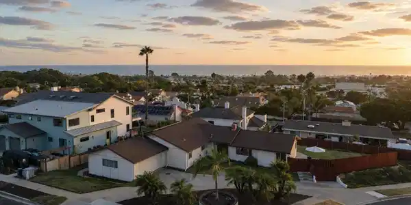3501 Avondale