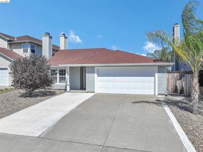 2076 Heartland Cir