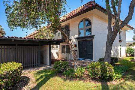 4242 Loma Riviera