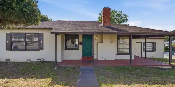 507 Lomita Avenue