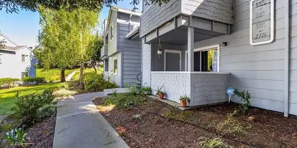 321 Lighthouse Drive