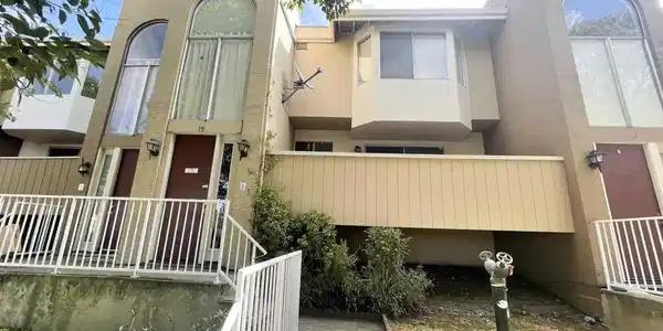 2121 Vale Rd