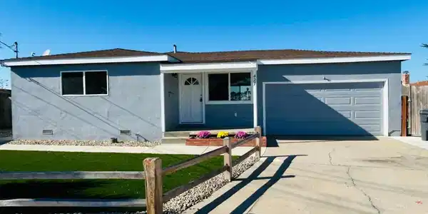 427 Andrew Circle