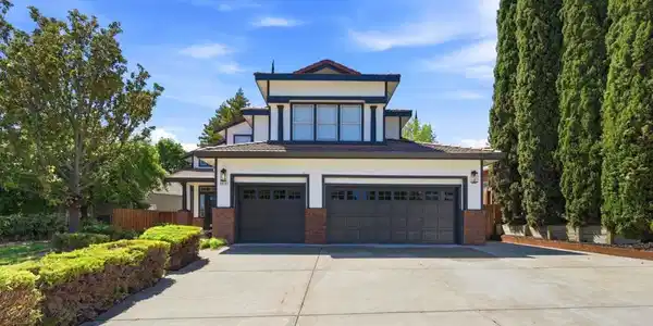 4414 Horseshoe Cir