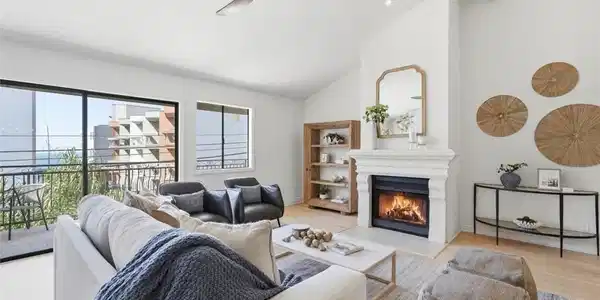 1301 S Catalina