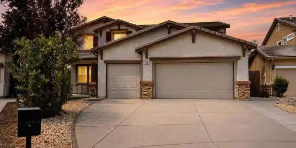 39 Keith Ct.