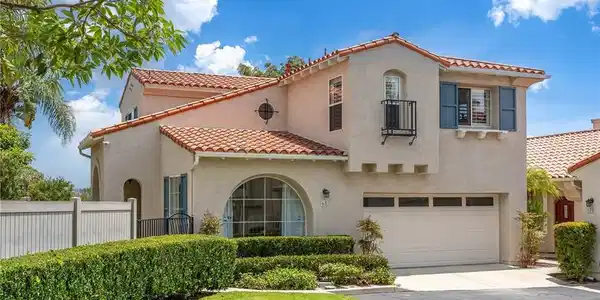 68 Colony Way