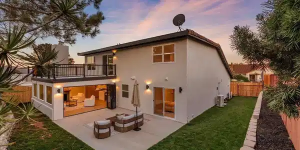 2128 Mountain Vista Dr