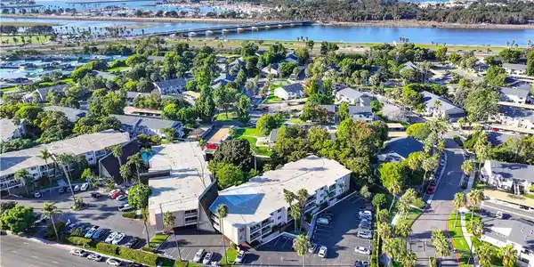 4444 W Point Loma