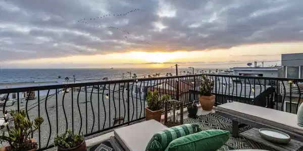 216 38th Street