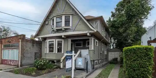 3050 Shattuck