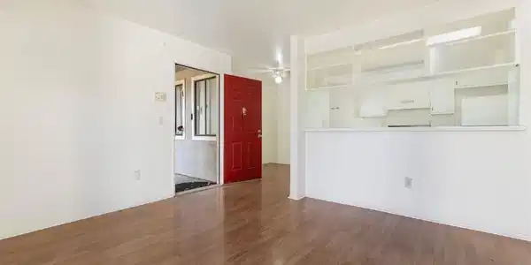5 Lancaster Cir