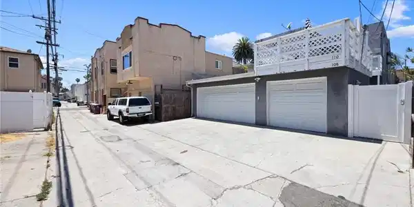 108 Bennett Avenue