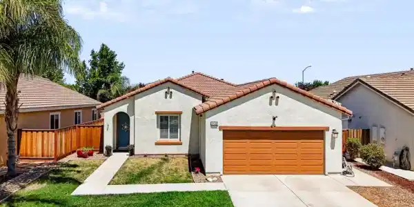 2130 Harborage Way