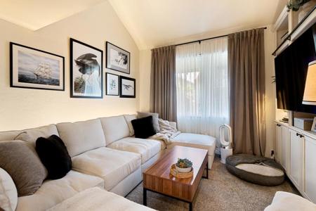 565 English Avenue