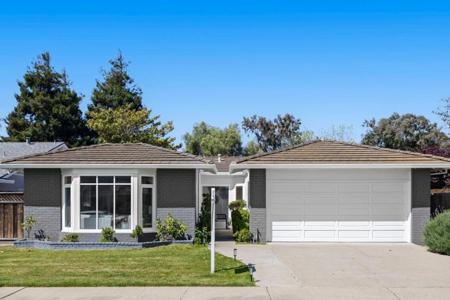 349 Bluefish Court