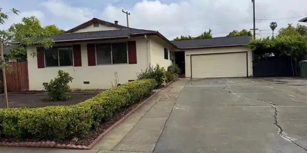 4729 Snead Drive