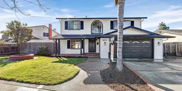 39773 Costa Way