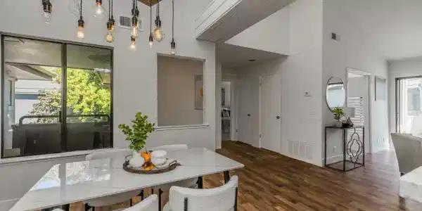 6382 Buena Vista Dr