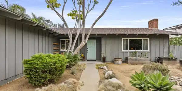 2220 Nob Hill