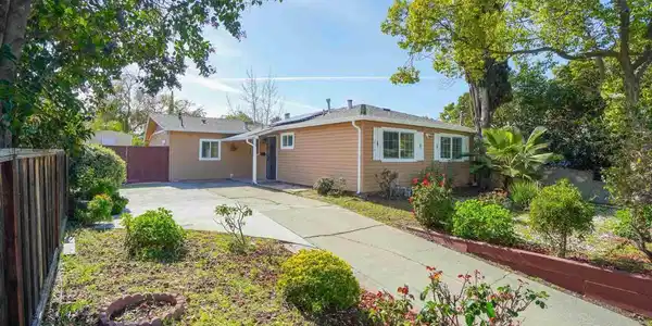 614 Chester Dr