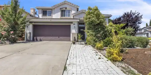 5059 Glenhollow Way