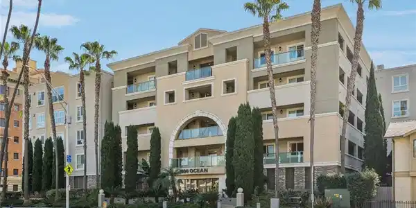 1000 E Ocean