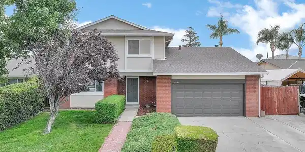 4900 Burgundy Dr