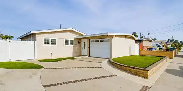3534 Mt. Everest Blvd.