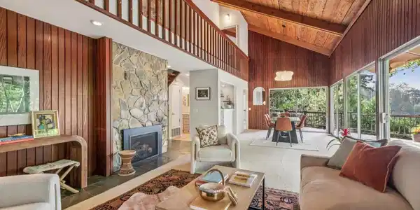 2835 MORLEY DR.