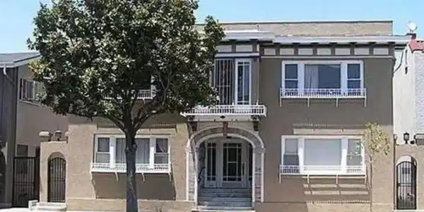 1109 E 1st