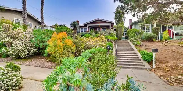 1081 Hayes Avenue