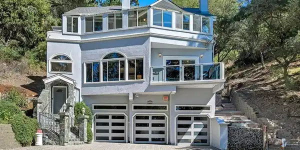 7716 Skyline Blvd