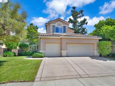 36270 Enfield Dr
