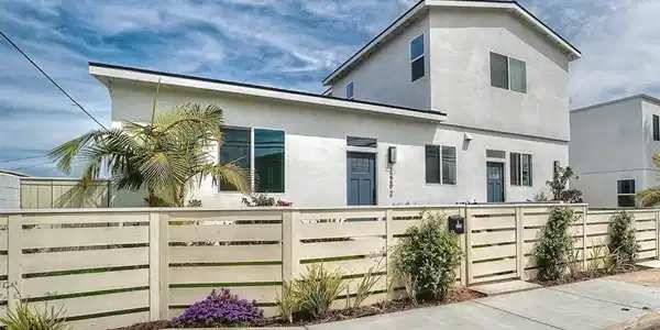 1226 Fern Ave