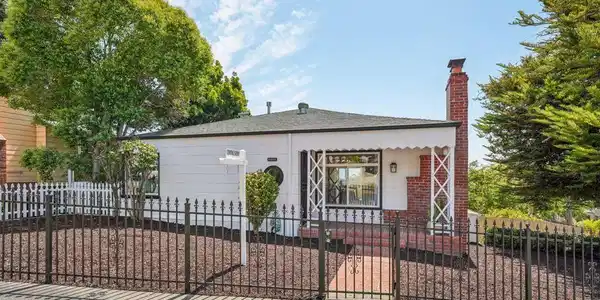 10601 10601 Sheldon St