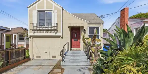 130 Behrens Street
