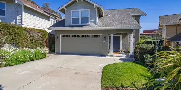 230 Rosemarie Court