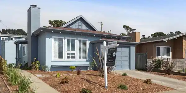 269 Beachview Avenue