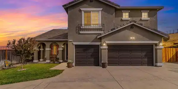 1185 Brooktrail Dr